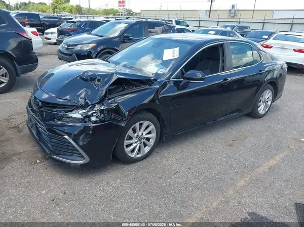 4T1C11AK3PU833807 2023 TOYOTA CAMRY - Image 2