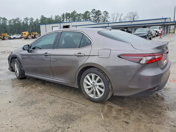 4T1C11AK3RU196047 2024 TOYOTA CAMRY - Image 2