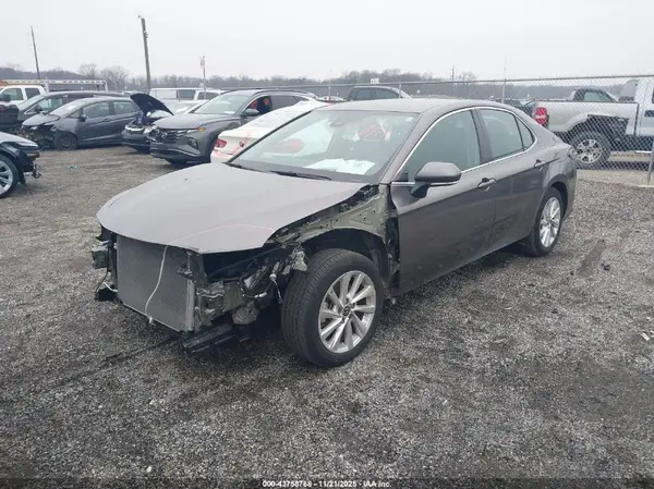 4T1C11AK3RU201229 2024 TOYOTA CAMRY - Image 2