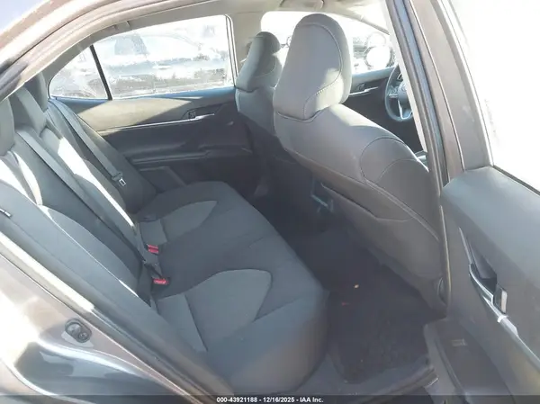 4T1C11AK3RU227829 2024 TOYOTA CAMRY - Image 8