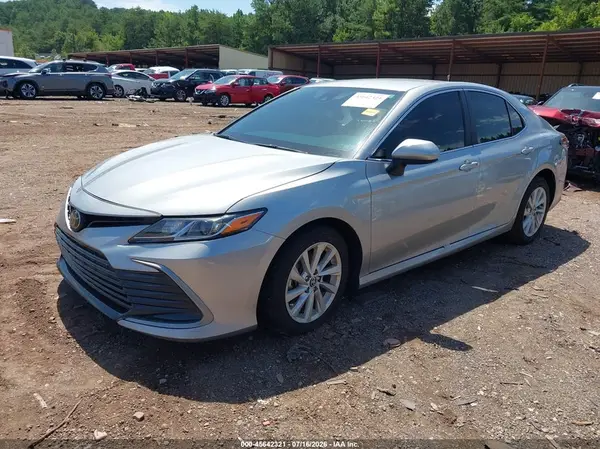 4T1C11AK3RU231055 2024 TOYOTA CAMRY - Image 2