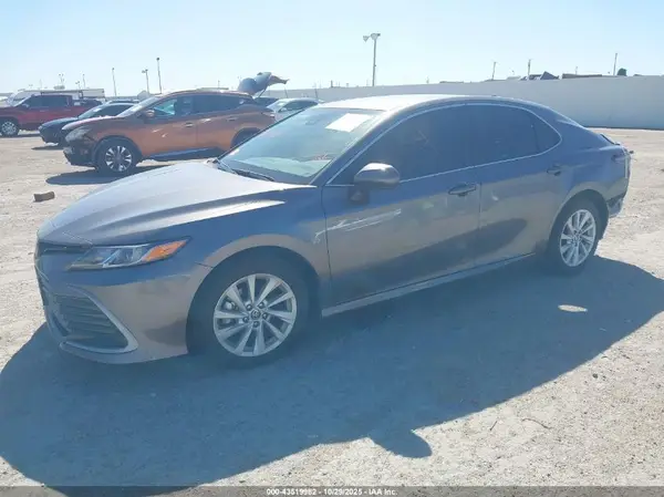 4T1C11AK3RU250236 2024 TOYOTA CAMRY - Image 2