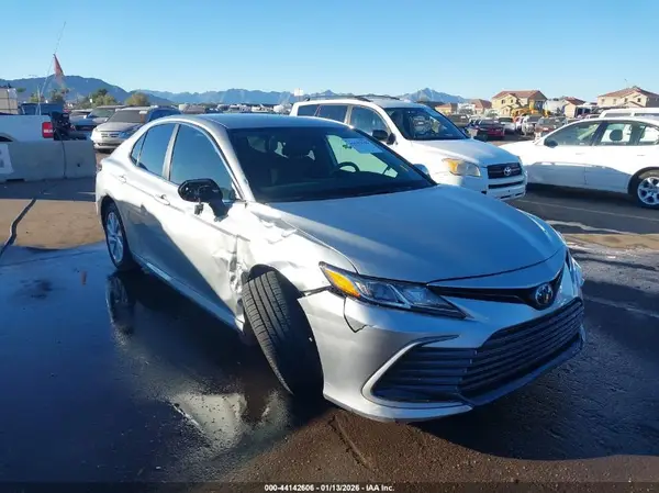 4T1C11AK3RU253430 2024 TOYOTA CAMRY - Image 1