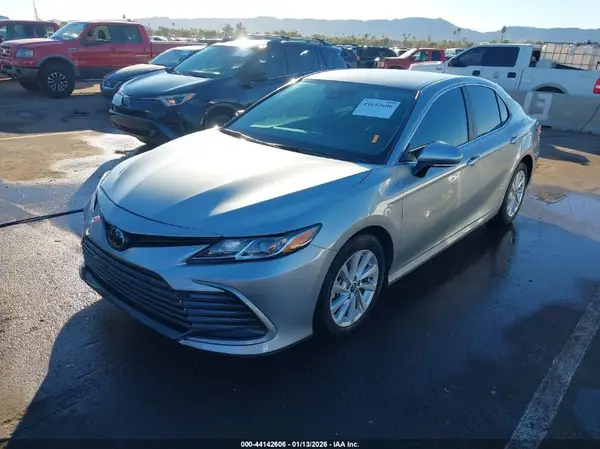 4T1C11AK3RU253430 2024 TOYOTA CAMRY - Image 2