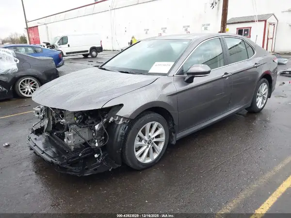 4T1C11AK3RU262810 2024 TOYOTA CAMRY - Image 2