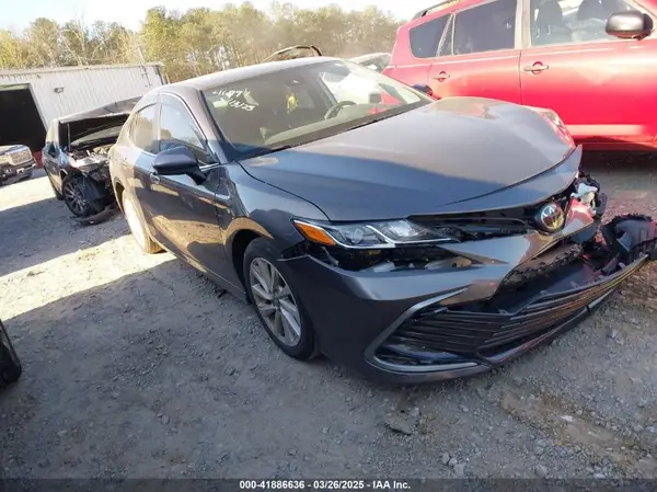 4T1C11AK3RU847743 2024 TOYOTA CAMRY - Image 1