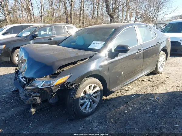 4T1C11AK3RU849864 2024 TOYOTA CAMRY - Image 2