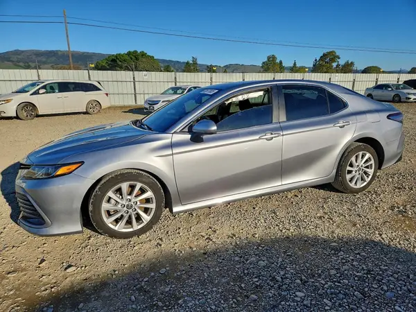 4T1C11AK3RU861870 2024 TOYOTA CAMRY - Image 1