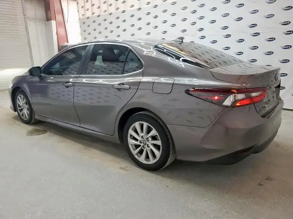4T1C11AK3RU877597 2024 TOYOTA CAMRY - Image 2