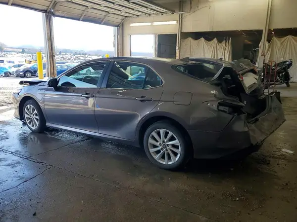 4T1C11AK3RU882914 2024 TOYOTA CAMRY - Image 2
