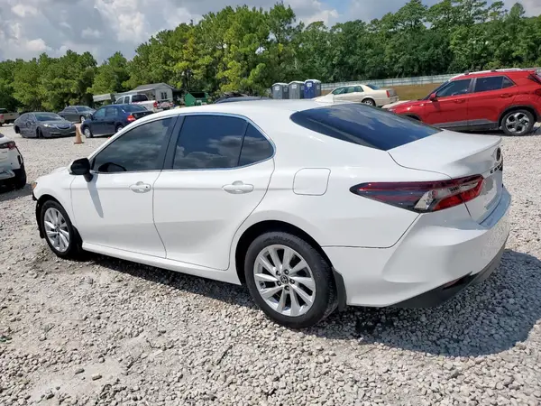 4T1C11AK3RU891953 2024 TOYOTA CAMRY - Image 2