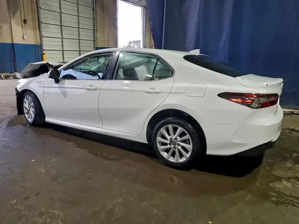 4T1C11AK3RU902725 2024 TOYOTA CAMRY - Image 2