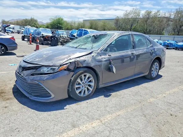 4T1C11AK3RU907813 2024 TOYOTA CAMRY - Image 1