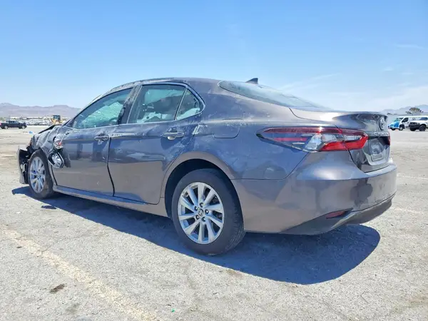 4T1C11AK3RU907813 2024 TOYOTA CAMRY - Image 2