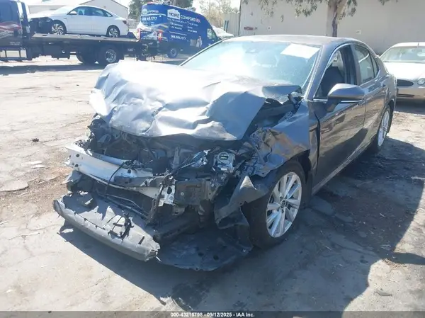 4T1C11AK3RU907908 2024 TOYOTA CAMRY - Image 2