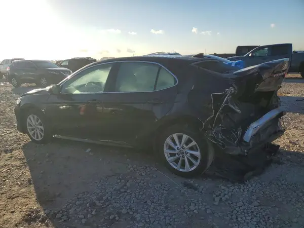 4T1C11AK3RU908136 2024 TOYOTA CAMRY - Image 2