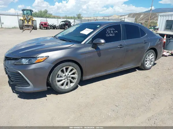 4T1C11AK3RU913742 2024 TOYOTA CAMRY - Image 2