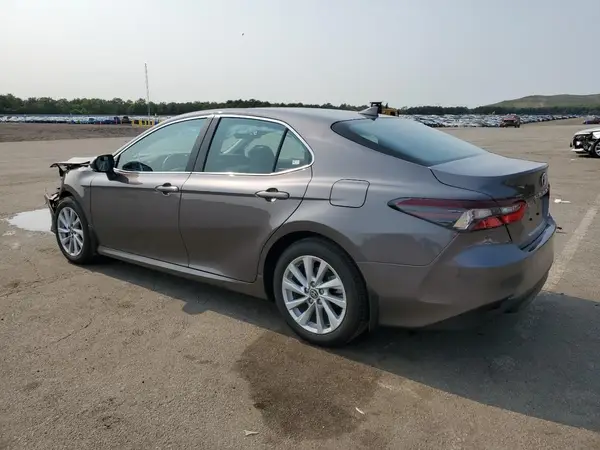 4T1C11AK3RU916883 2024 TOYOTA CAMRY - Image 2