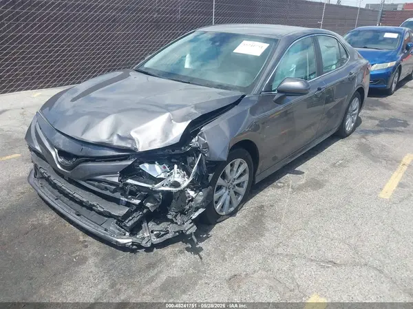 4T1C11AK4LU319555 2020 TOYOTA CAMRY - Image 2