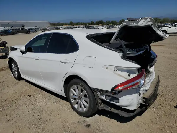4T1C11AK4LU361739 2020 TOYOTA CAMRY - Image 2