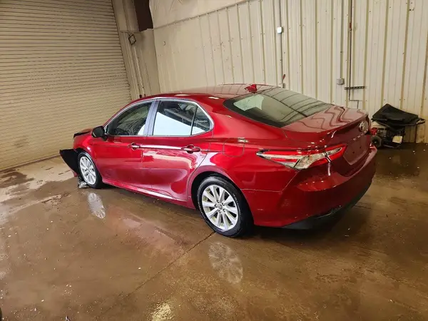 4T1C11AK4LU367752 2020 TOYOTA CAMRY - Image 2