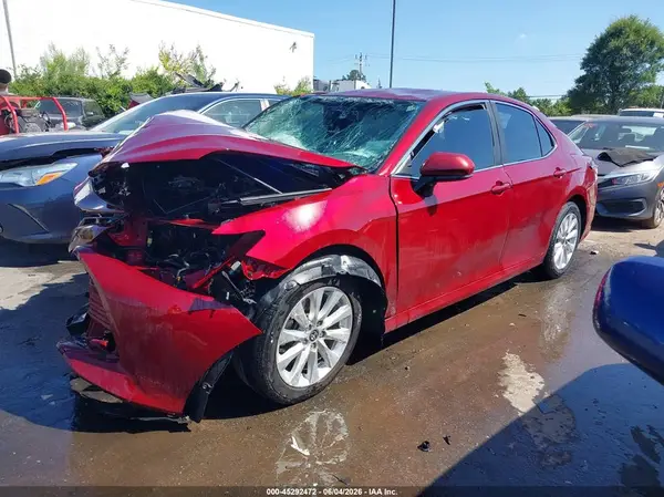 4T1C11AK4LU379576 2020 TOYOTA CAMRY - Image 2