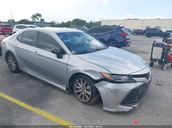 4T1C11AK4LU381912 2020 TOYOTA CAMRY - Image 1