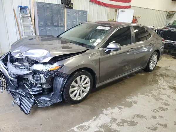 4T1C11AK4LU386608 2020 TOYOTA CAMRY - Image 1
