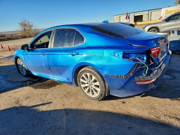 4T1C11AK4LU388391 2020 TOYOTA CAMRY - Image 2