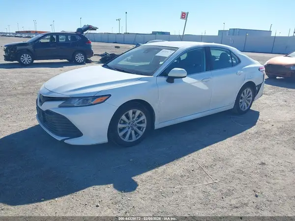 4T1C11AK4LU510120 2020 TOYOTA CAMRY - Image 2