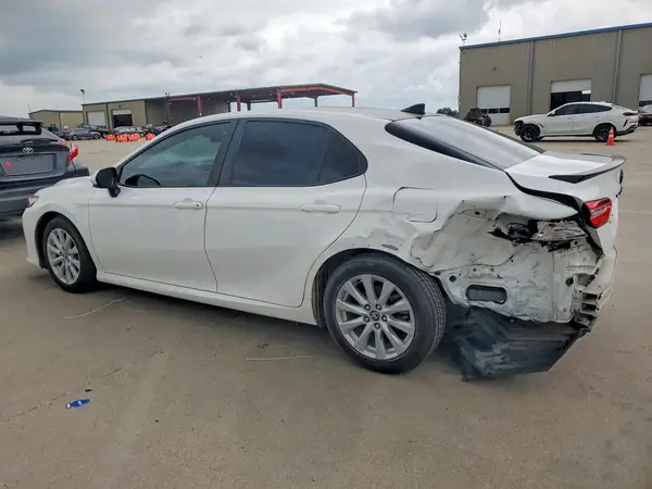 4T1C11AK4LU510490 2020 TOYOTA CAMRY - Image 2