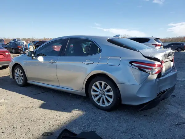 4T1C11AK4LU857513 2020 TOYOTA CAMRY - Image 2