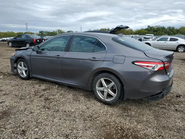 4T1C11AK4LU869905 2020 TOYOTA CAMRY - Image 2
