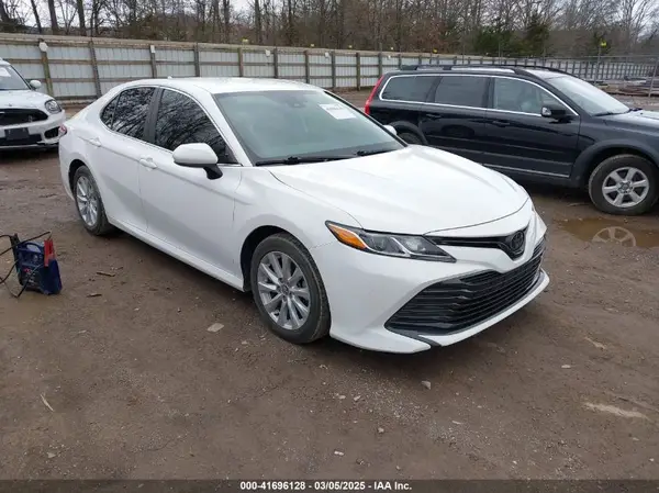 4T1C11AK4LU878717 2020 TOYOTA CAMRY - Image 1
