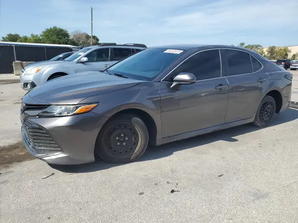 4T1C11AK4LU887157 2020 TOYOTA CAMRY - Image 1