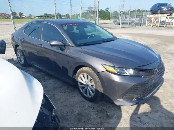 4T1C11AK4LU891550 2020 TOYOTA CAMRY - Image 1