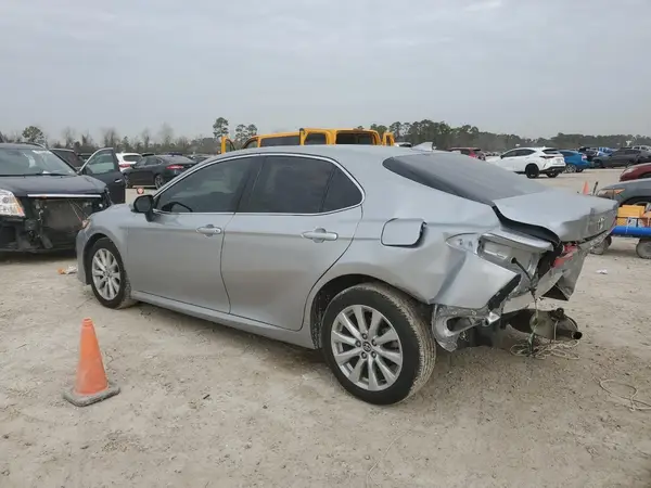 4T1C11AK4LU902370 2020 TOYOTA CAMRY - Image 2