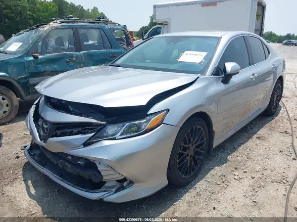 4T1C11AK4LU904541 2020 TOYOTA CAMRY - Image 2
