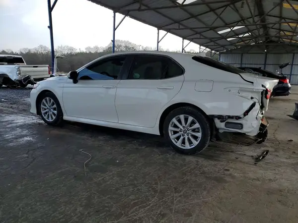 4T1C11AK4LU906421 2020 TOYOTA CAMRY - Image 2