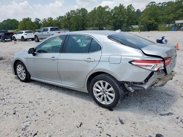 4T1C11AK4LU907858 2020 TOYOTA CAMRY - Image 2
