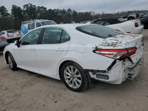 4T1C11AK4LU930850 2020 TOYOTA CAMRY - Image 2