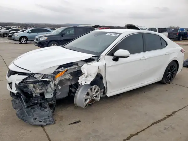 4T1C11AK4LU931707 2020 TOYOTA CAMRY - Image 1