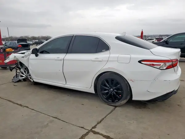 4T1C11AK4LU931707 2020 TOYOTA CAMRY - Image 2
