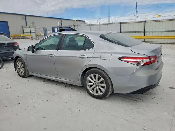4T1C11AK4LU942772 2020 TOYOTA CAMRY - Image 2