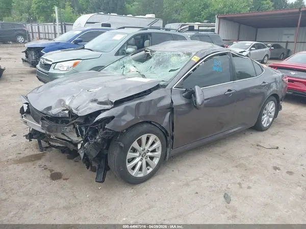 4T1C11AK4LU947292 2020 TOYOTA CAMRY - Image 2