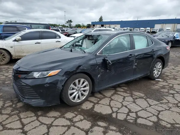 4T1C11AK4LU950239 2020 TOYOTA CAMRY - Image 1
