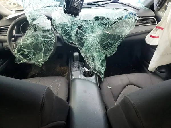4T1C11AK4LU950239 2020 TOYOTA CAMRY - Image 8
