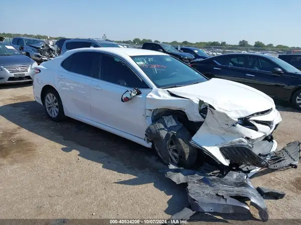 4T1C11AK4LU955392 2020 TOYOTA CAMRY - Image 1