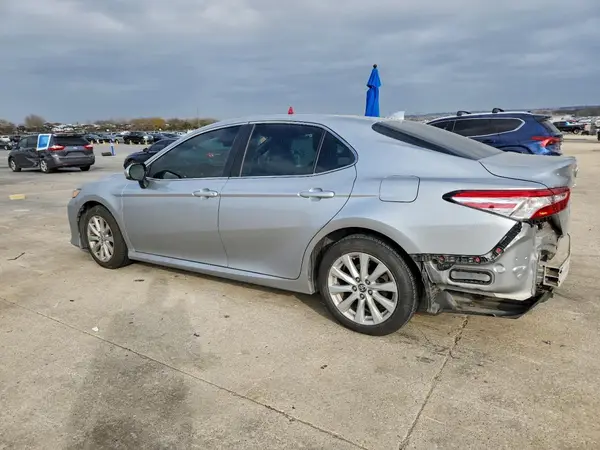 4T1C11AK4LU982902 2020 TOYOTA CAMRY - Image 2