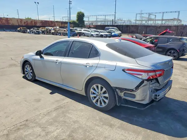 4T1C11AK4LU992040 2020 TOYOTA CAMRY - Image 2